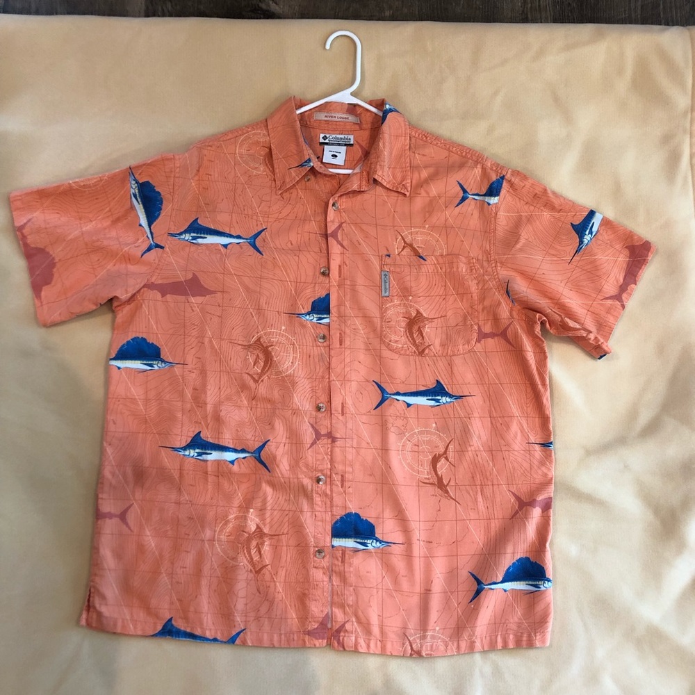 Men’s Columbia fishing shirt